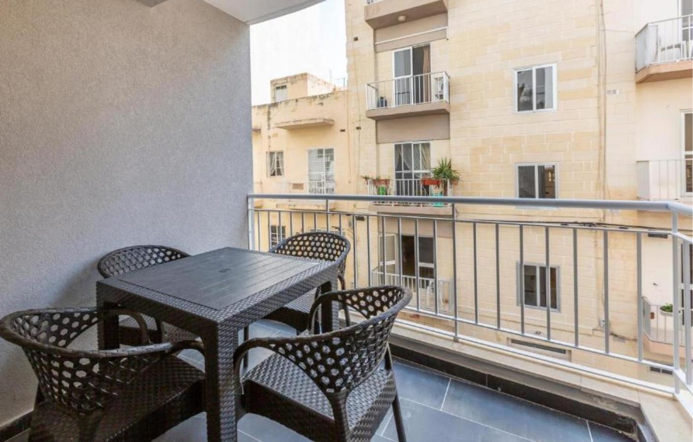 סיינט פול ביי New 3 Bedroom Apartment A1 מראה חיצוני תמונה