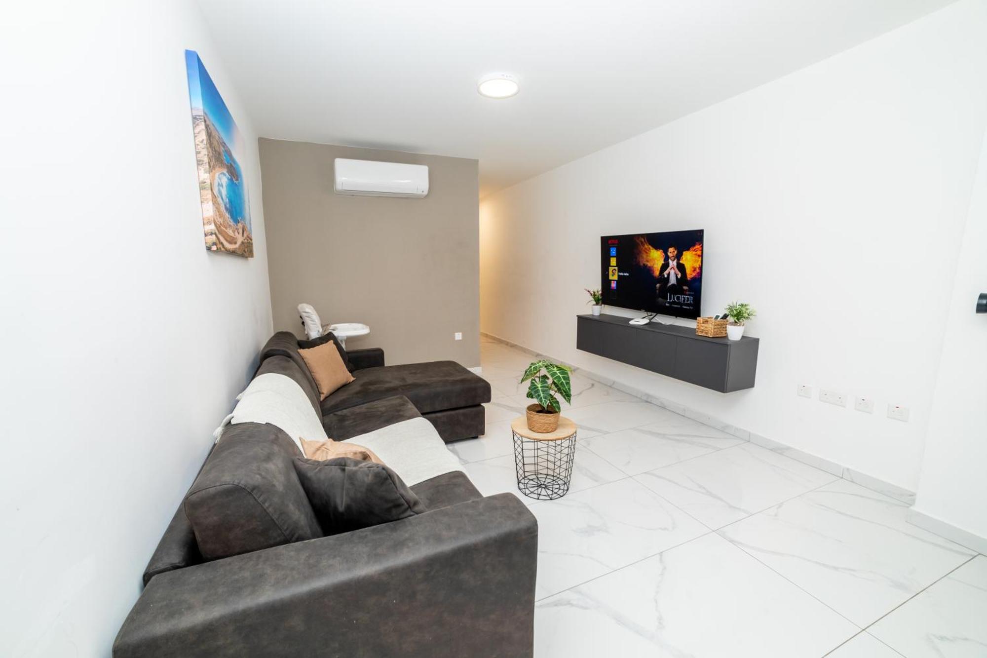 סיינט פול ביי New 3 Bedroom Apartment A1 מראה חיצוני תמונה