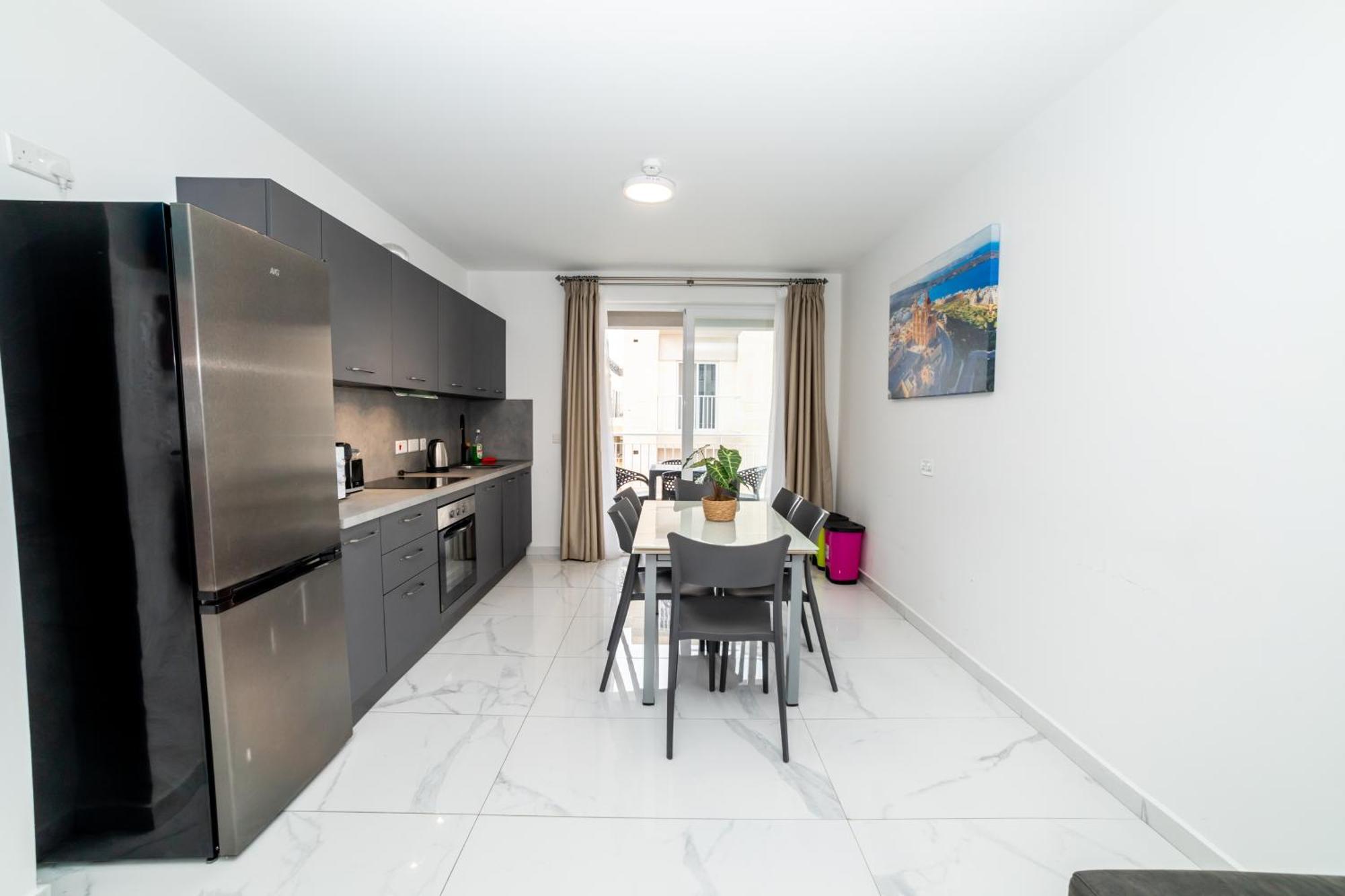 סיינט פול ביי New 3 Bedroom Apartment A1 מראה חיצוני תמונה